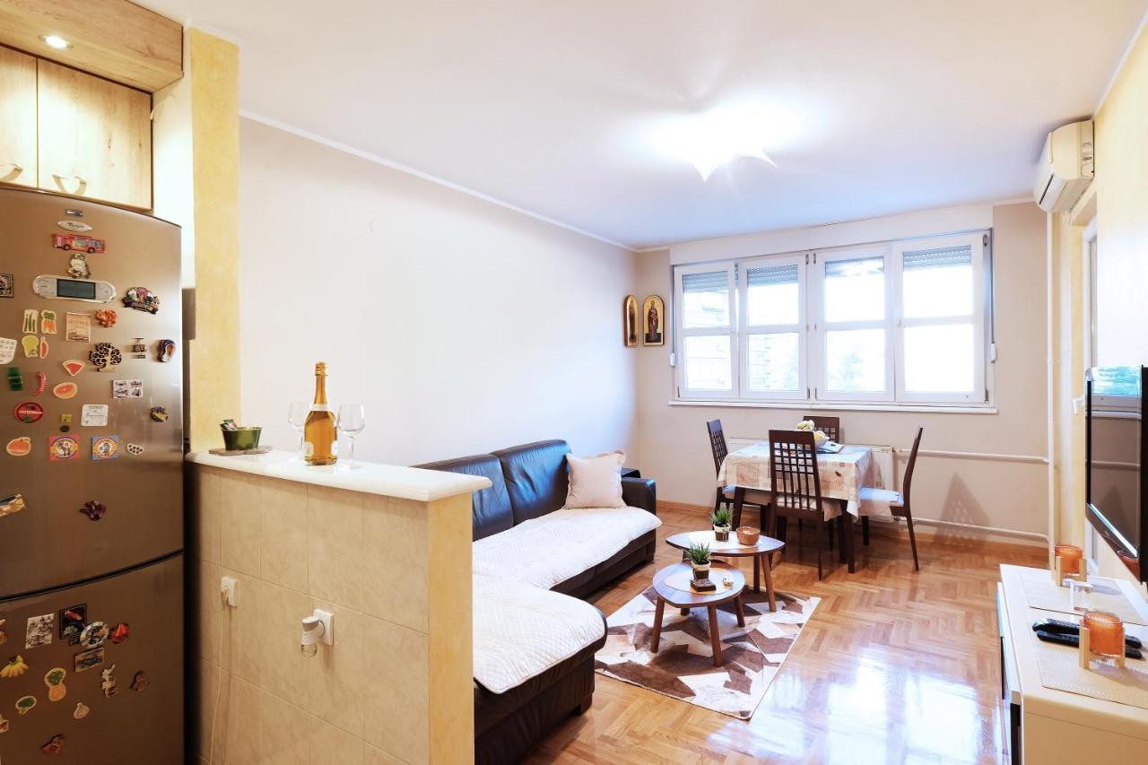 Sky City View Apartment & Big Terrace Beograd Eksteriør bilde
